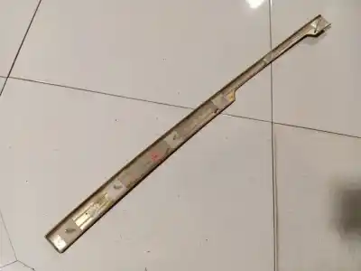 Pezzo di ricambio per auto di seconda mano plastica per audi a4 b5 (8d2) 1.8 riferimenti oem iam 8d1853190  8d1 853 190