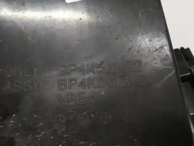 Pezzo di ricambio per auto di seconda mano plastica per mazda 3 (bk) 1.6 (bk14) riferimenti oem iam bp4k56l22  bp4k56l22, bp4k56l20