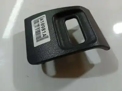 Peça sobressalente para automóvel em segunda mão plásticos por toyota corolla verso (zer_, zze12_, r1_) 2.0 d-4d (cur10_) referências oem iam 554460f010