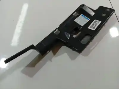 Peça sobressalente para automóvel em segunda mão plásticos por toyota corolla verso (zer_, zze12_, r1_) 2.0 d-4d (cur10_) referências oem iam 556060f010