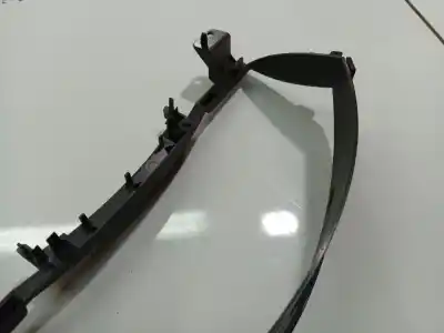 Pezzo di ricambio per auto di seconda mano modanatura anteriore per opel meriva a monospace (x03) 1.3 cdti (e75) riferimenti oem iam 464652911  464652911, 13.203 737, 13203737