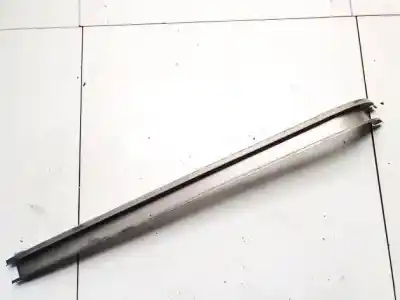 Peça sobressalente para automóvel em segunda mão suporte / guia de porta de correr por mazda 5 (cr19) 2.0 cd (cr19) referências oem iam 