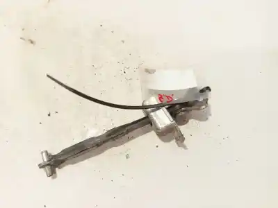 Second-hand car spare part hinge for suzuki swift iii (mz, ez) 1.3 (rs 413) oem iam references 