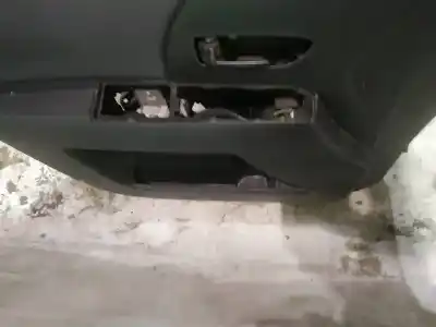 Peça sobressalente para automóvel em segunda mão Forra / Revestimento Da Porta Dianteira Esquerda por MAZDA 5 (CR19) 2.0 CD (CR19) Referências OEM IAM   