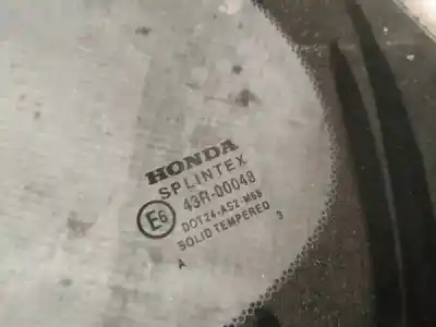 Second-hand car spare part left rear triangle quarter glass for honda cr-v (rd8) 2.0 vtec cat oem iam references as2  