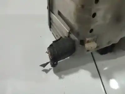 Second-hand car spare part fuse box unit for mazda 5 (cr19) 2.0 cd (cr19) oem iam references   