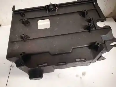 Tweedehands auto-onderdeel medium voor mazda 3 (bk) 1.6 (bk14) oem iam-referenties bp4k56040  