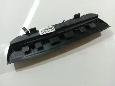 Peça sobressalente para automóvel em segunda mão farolim de travão central por volkswagen passat b5 variant (3b5) 1.9 tdi referências oem iam 3b5945121  3b5 945 121