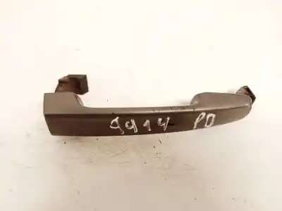 Pièce détachée automobile d'occasion poignée de porte avant droite pour toyota corolla verso (r1) 2.2 d-4d sport références oem iam 