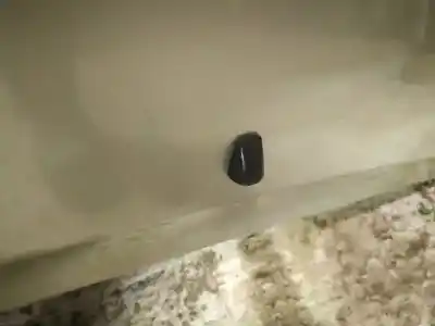 Peça sobressalente para automóvel em segunda mão plásticos por toyota corolla verso (zer_, zze12_, r1_) 2.0 d-4d (cur10_) referências oem iam 