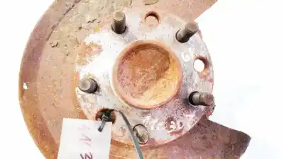 Second-hand car spare part rear left knuckle for nissan bluebird hatchback (t72, t12) 1.6 oem iam references   