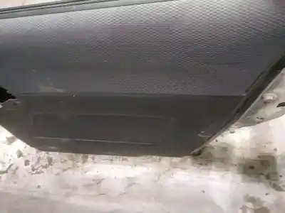 Peça sobressalente para automóvel em segunda mão Forra / Revestimento Da Porta Traseira Direita por MAZDA 5 (CR19) 2.0 CD (CR19) Referências OEM IAM   