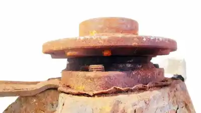 Second-hand car spare part front left knuckle for bmw 3 (e30) m3 2.3 oem iam references   