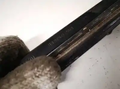 Tweedehands auto-onderdeel ruitenwisser arm links voor voor ford focus iii 1.6 tdci oem iam-referenties bm5117526bb  