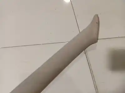 Pezzo di ricambio per auto di seconda mano plastica per audi a4 b5 (8d2) 1.8 riferimenti oem iam 8d0867233  8d0 867 233