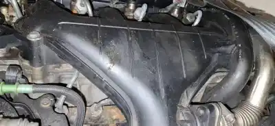 Pièce détachée automobile d'occasion collecteur d'admission pour volvo v50 (545) 2.0 d références oem iam 