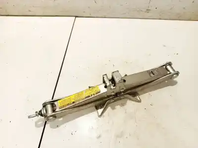 Pezzo di ricambio per auto di seconda mano cric di sollevamento per toyota auris (_e15_) 1.4 d-4d (nde150_) riferimenti oem iam 