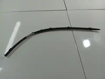 Peça sobressalente para automóvel em segunda mão plásticos por opel insignia a (g09) 2.0 cdti (68) referências oem iam 13221835