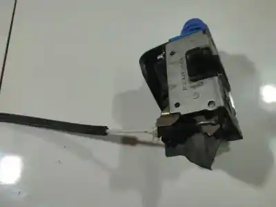 Автозапчасти б/у замок задней правой двери за audi a4 b5 (8d2) 1.8 ссылки oem iam 8d0839016a  8d0 839 016 a