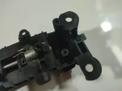 Second-hand car spare part interior left rear handle for mazda 5 (cr19) 2.0 cd (cr19) oem iam references   