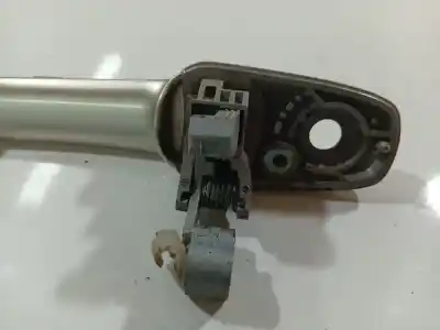 Pezzo di ricambio per auto di seconda mano maniglia esterna anteriore sinistra per mazda 3 (bk) 1.6 (bk14) riferimenti oem iam   