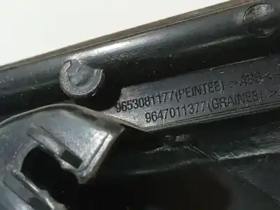 Pezzo di ricambio per auto di seconda mano plastica per citroen c4 i (lc_) 1.6 hdi riferimenti oem iam 9653081177  9653081177, 9647011377