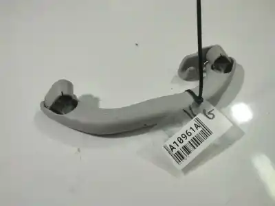 Pezzo di ricambio per auto di seconda mano maniglia a soffitto per audi a4 b5 (8d2) 1.8 riferimenti oem iam 8d0857607a