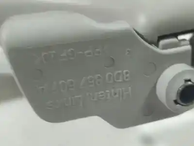 Pezzo di ricambio per auto di seconda mano maniglia a soffitto per audi a4 b5 (8d2) 1.8 riferimenti oem iam 8d0857607a  8d0 857 607 a