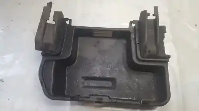 Second-hand car spare part plastics for toyota corolla (e11) 2.0 d-4d linea sol oem iam references 5853313010