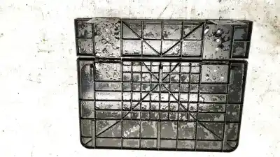 Pezzo di ricambio per auto di seconda mano plastica per opel meriva b 1.7 16v cdti riferimenti oem iam   