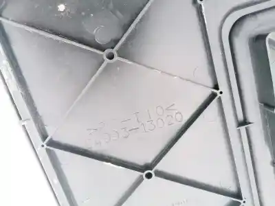 Pezzo di ricambio per auto di seconda mano plastica per toyota corolla (e11) 2.0 d-4d linea sol riferimenti oem iam 6499313020  64993-13020