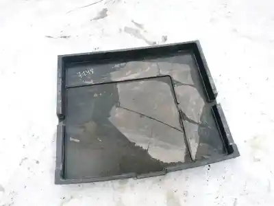 Second-hand car spare part plastics for toyota corolla (e11) 2.0 d-4d linea sol oem iam references 6499313020