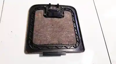 Peça sobressalente para automóvel em segunda mão plásticos por audi a4 avant (b5) 2.4 referências oem iam 8d9863989  