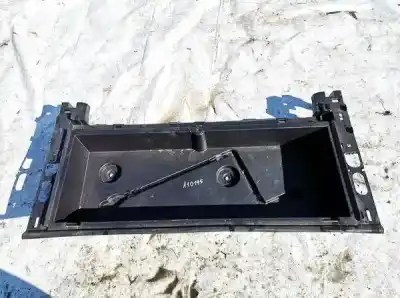 Peça sobressalente para automóvel em segunda mão plásticos por skoda octavia ii combi (1z5) 1.6 tdi 4x4 referências oem iam 6499105030