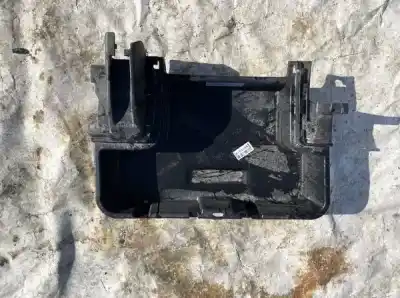 Peça sobressalente para automóvel em segunda mão plásticos por toyota corolla verso (_e12_) 2.0 d-4d (cde120_) referências oem iam 5854313010