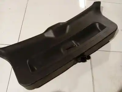 Peça sobressalente para automóvel em segunda mão plásticos por audi a3 (8p1) 1.6 referências oem iam 8p3867979a