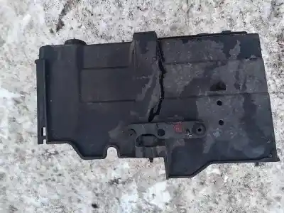 Tweedehands auto-onderdeel medium voor ford focus iii 1.6 tdci oem iam-referenties   