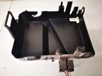 Peça sobressalente para automóvel em segunda mão caixa de fusíveis e relés por porsche 968 descapotable 3.0 referências oem iam 00046100e