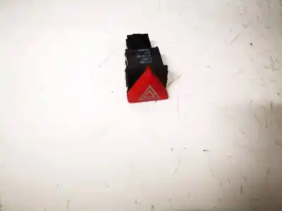 Peça sobressalente para automóvel em segunda mão INTERRUPTOR 4 PISCAS - EMERGÊNCIA por AUDI A3 (8L)  Referências OEM IAM 8P0941509  