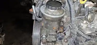Peça sobressalente para automóvel em segunda mão bomba de direção por toyota avensis (_t25_) 2.2 d-cat (adt251_) referências oem iam 
