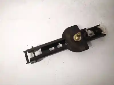 Автозапчасти б/у левый передний крюк ремня за audi a4 b5 (8d2) 1.9 tdi ссылки oem iam 4a0857833d