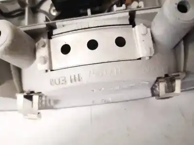 Second-hand car spare part interior light for audi a4 b5 (8d2) 1.9 tdi oem iam references 8d0947111  