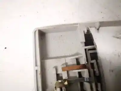 Автозапчасти б/у внутренний свет за audi a4 b5 (8d2) 1.9 tdi ссылки oem iam 8d0947105b  