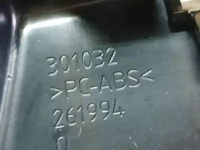 Pezzo di ricambio per auto di seconda mano plastica per ford focus iii 1.6 tdci riferimenti oem iam 301032  301032, 261994