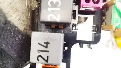 Автозапчасти б/у блок реле/предохранителей за audi a4 b5 (8d2) 1.9 tdi ссылки oem iam 8d1937545  