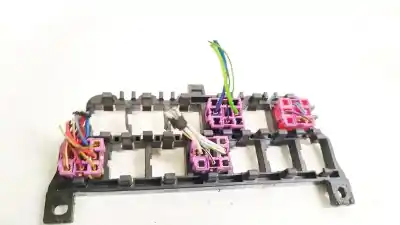 Автозапчасти б/у блок реле/предохранителей за audi a4 b5 (8d2) 1.9 tdi ссылки oem iam 8d0937503e  