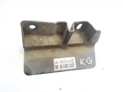 Pezzo di ricambio per auto di seconda mano plastica per nissan bluebird hatchback (t72, t12) 1.6 riferimenti oem iam 8v4111779ba