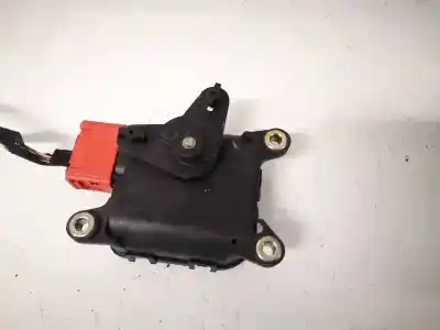 Автозапчасти б/у мотор открывания люков кондиционера за audi a4 b5 (8d2) 1.9 tdi ссылки oem iam 8d1820511b  0132801116