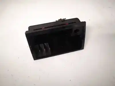 Автозапчасти б/у пепельница за audi a4 b5 (8d2) 1.9 tdi ссылки oem iam 8d0857951