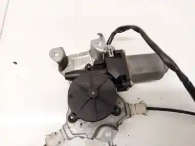 Tweedehands auto-onderdeel raammotor rechts voor voor nissan primera hatchback (p12) 1.9 dci oem iam-referenties 400600